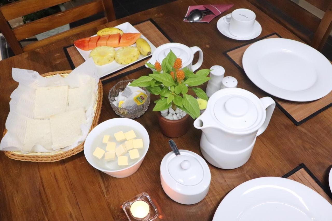 Ryan Residence & Restaurant Негомбо Экстерьер фото