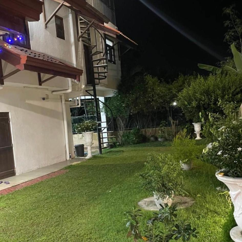Ryan Residence & Restaurant Негомбо Экстерьер фото